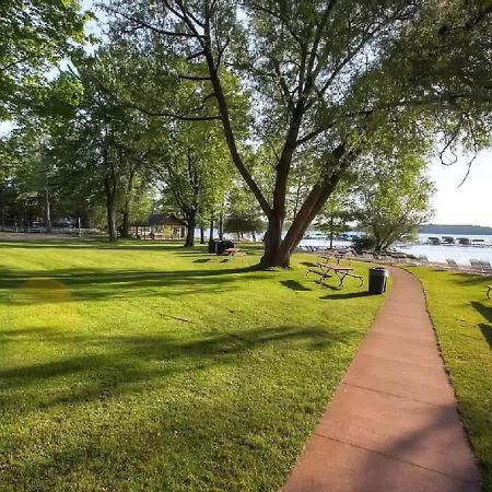 Top Floor Luxury, Sauna, Private Pool, Lake Bellaire Beach, 5 Beds, 4 Full Bath Exterior foto
